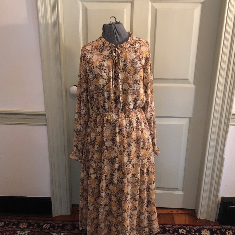 Tie-Neck Long Sleeve Floral Maxi Dress in neutral tones